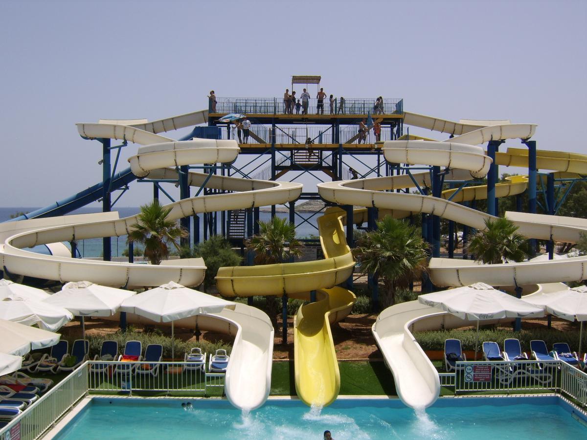 Marvelous 2 Bedroom Apartment By The Sea กอว์รา ภายนอก รูปภาพ