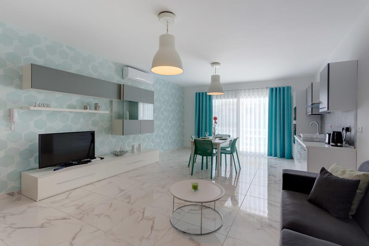 Marvelous 2 Bedroom Apartment By The Sea กอว์รา ภายนอก รูปภาพ