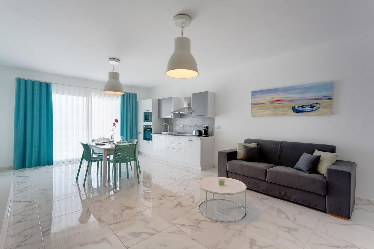 Marvelous 2 Bedroom Apartment By The Sea กอว์รา ภายนอก รูปภาพ